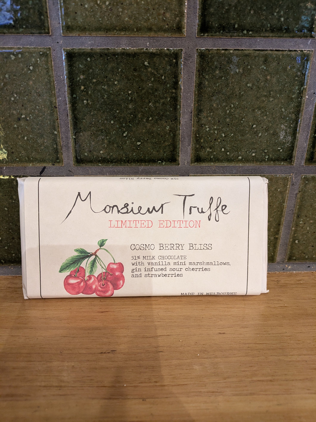 Monsieur Truffe Bar Milk 51% Cosmo Berry Bliss 100g